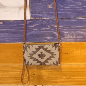 Jen & Co. Riley Aztec Crossbody